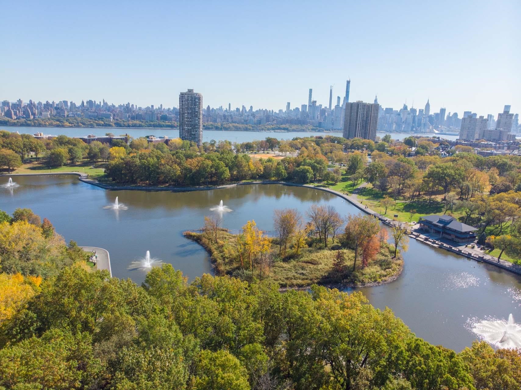 9033 WALL ST Unit: 5