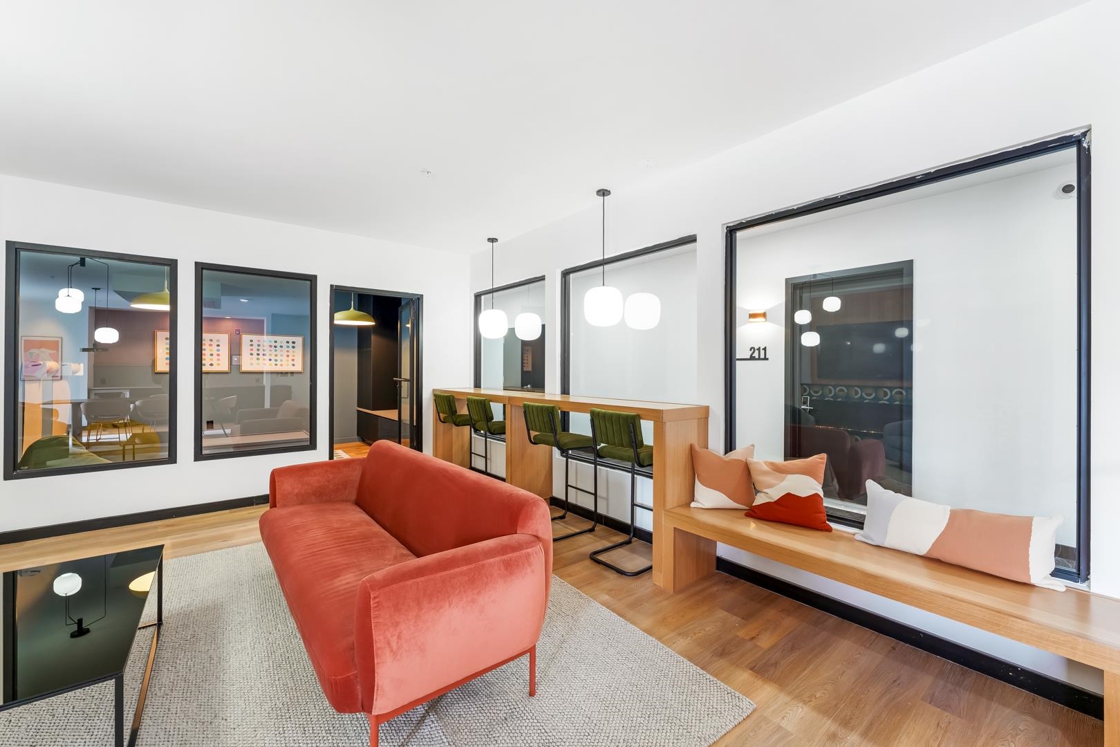 175 WEST 7TH ST Unit: 207