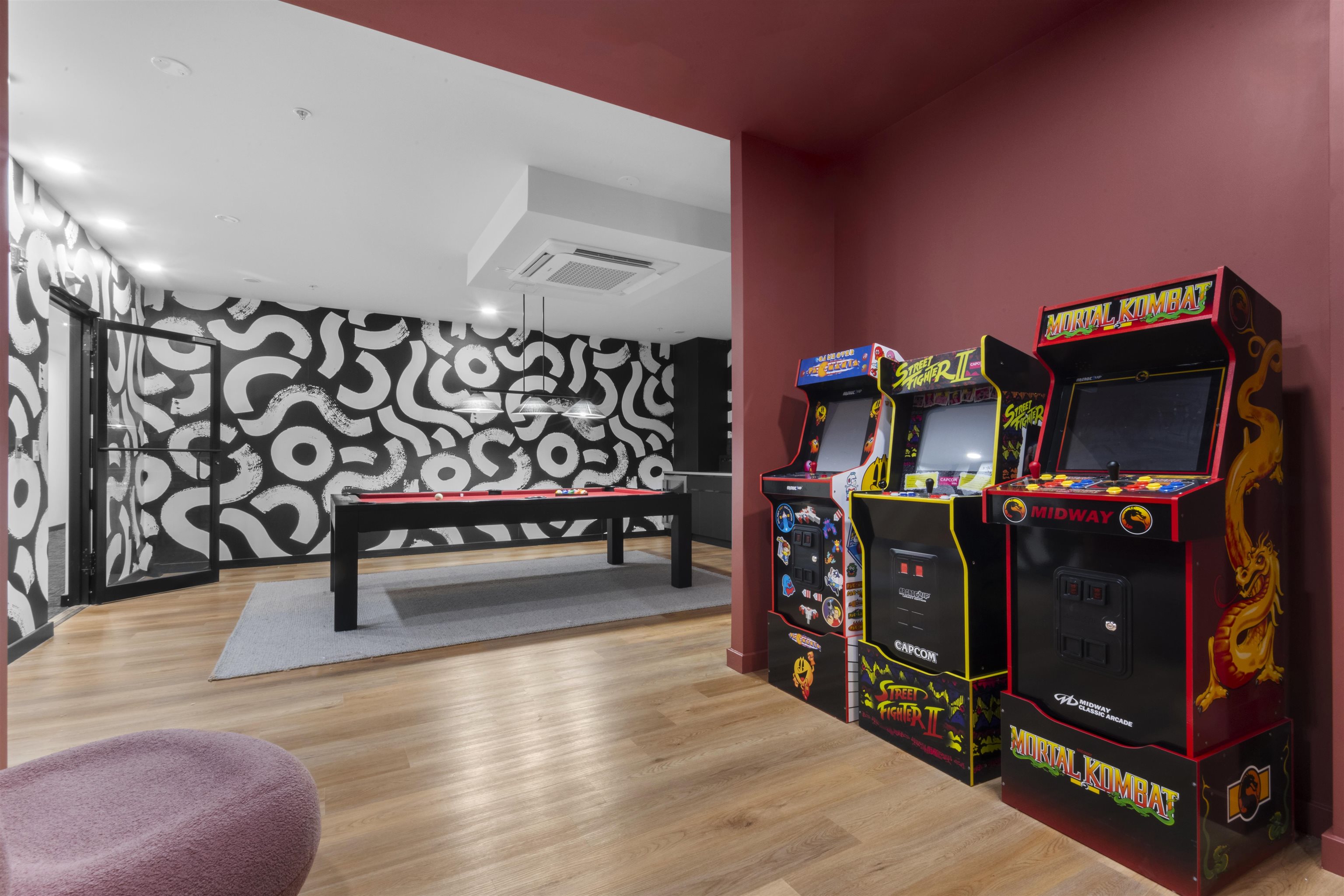 175 WEST 7TH ST Unit: 207