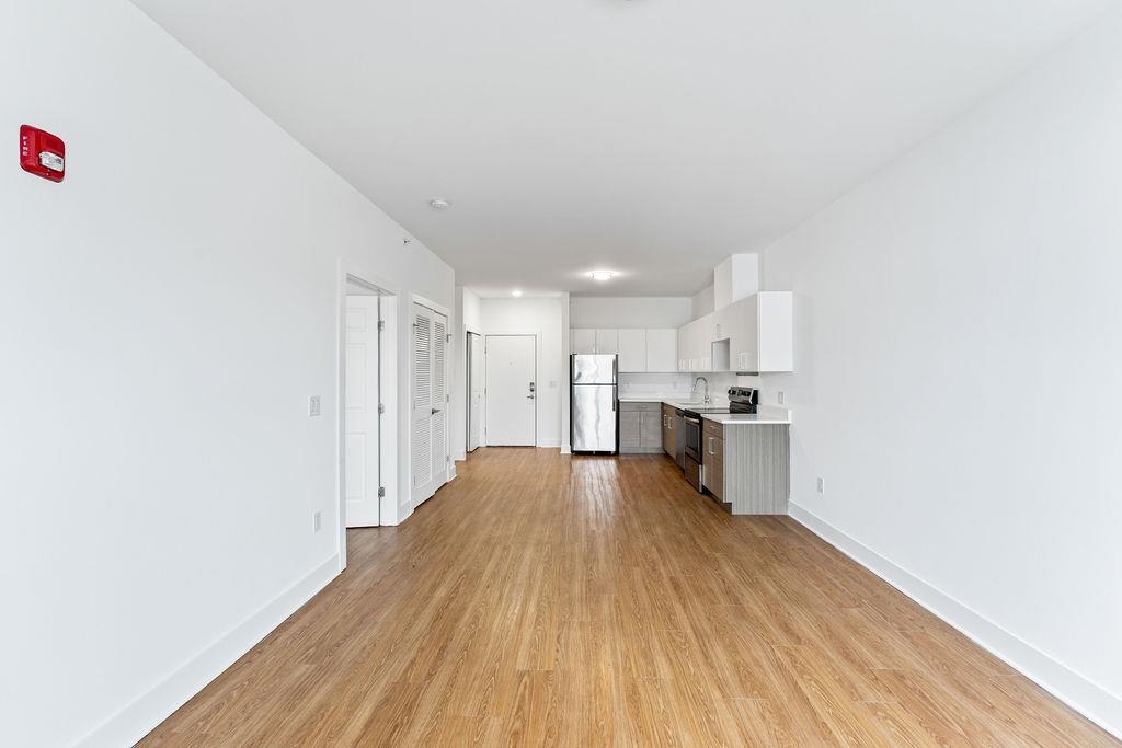 429 BERGEN AVE Unit: 301