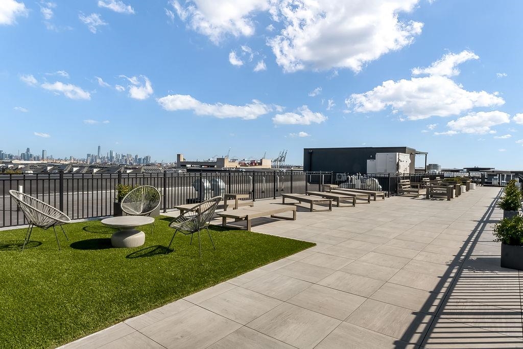1 FLAGSHIP ST Unit: 509