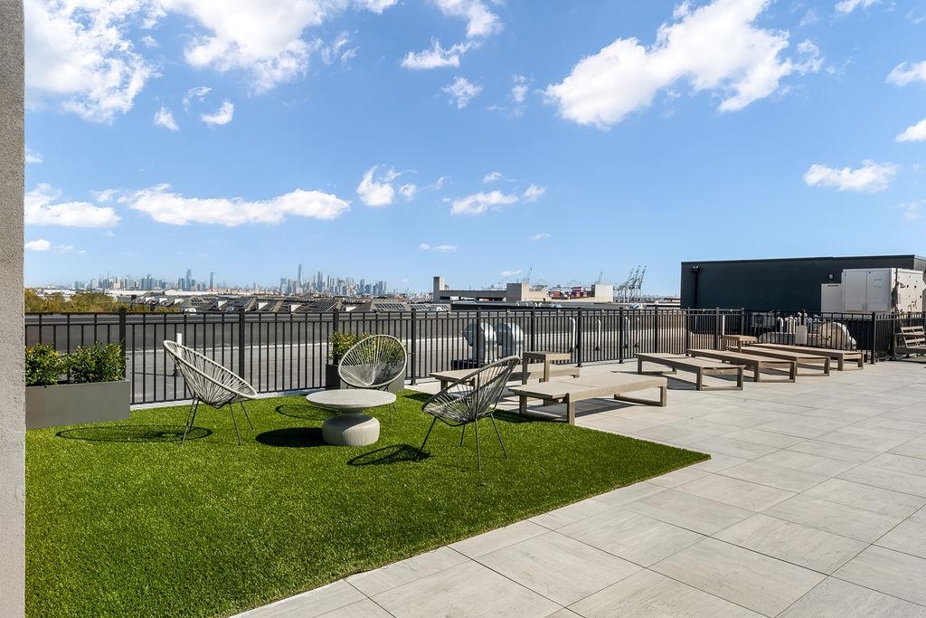 1 FLAGSHIP ST Unit: 509