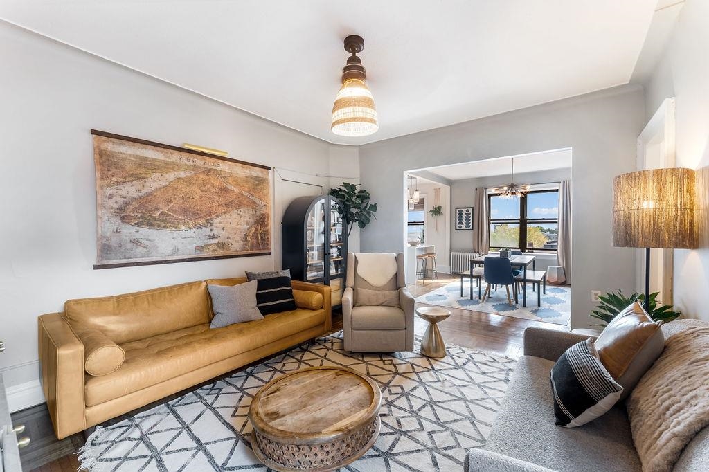 1055 BLVD EAST Unit: E5/E6