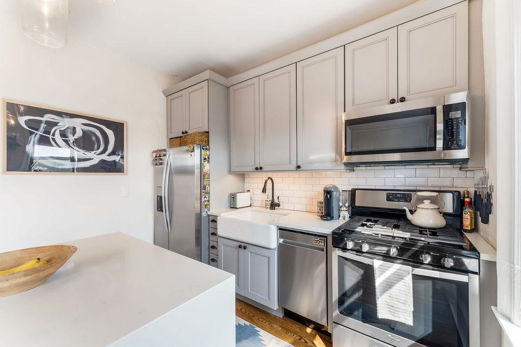 1055 BLVD EAST Unit: E5/E6