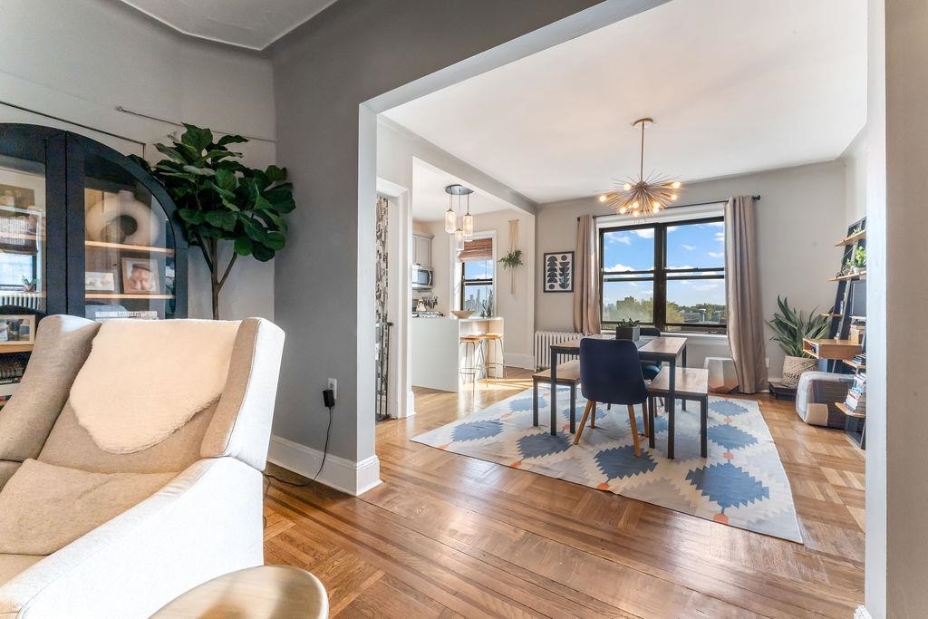 1055 BLVD EAST Unit: E5/E6