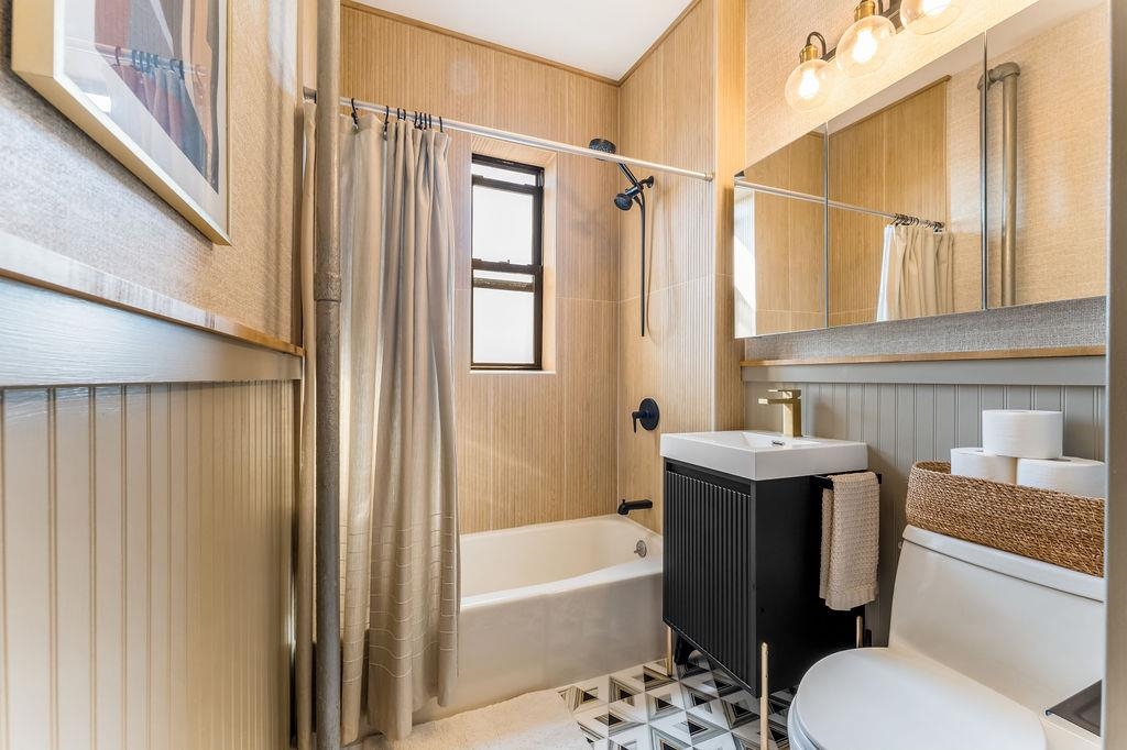 1055 BLVD EAST Unit: E5/E6