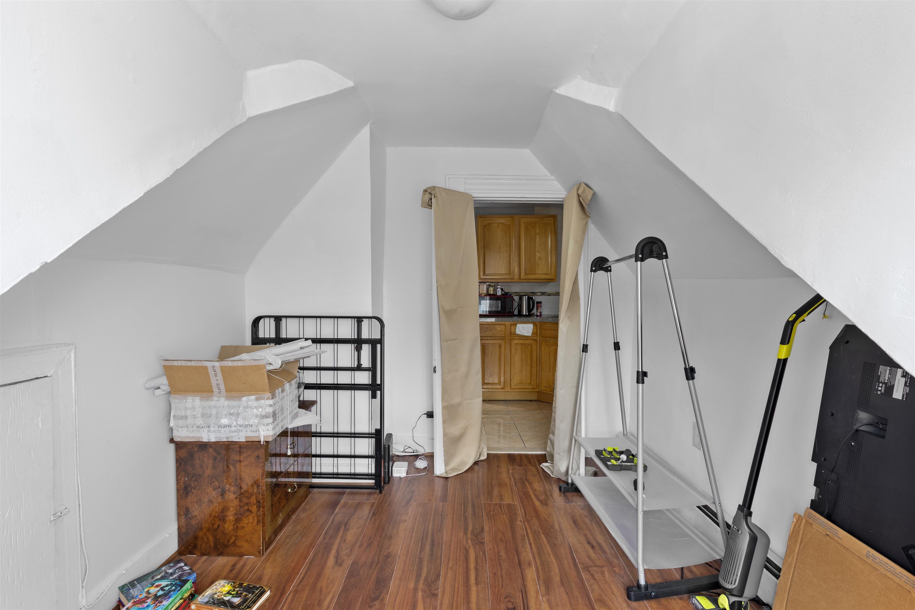 139 SHIPPEN ST Unit: 3