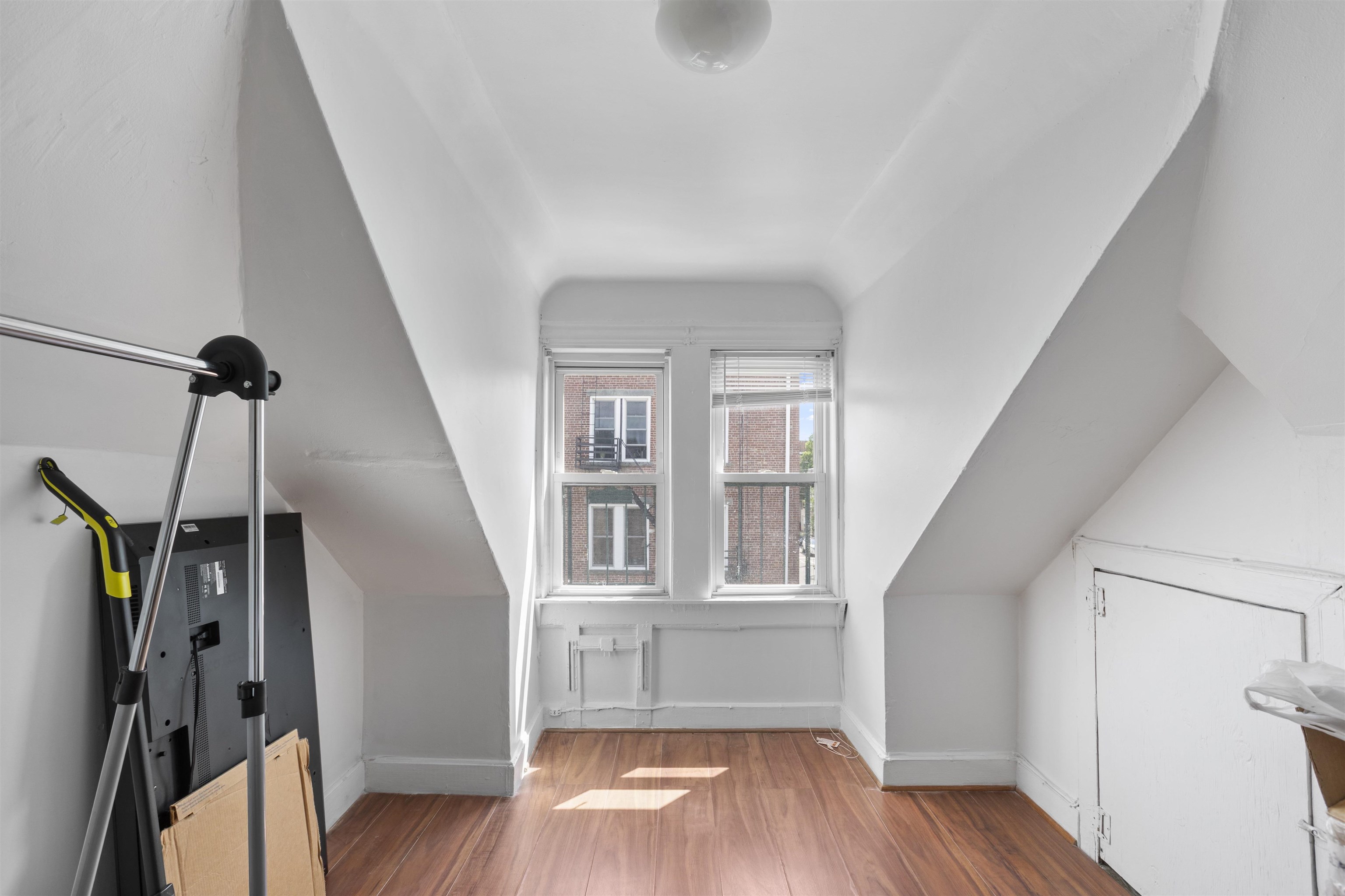 139 SHIPPEN ST Unit: 3