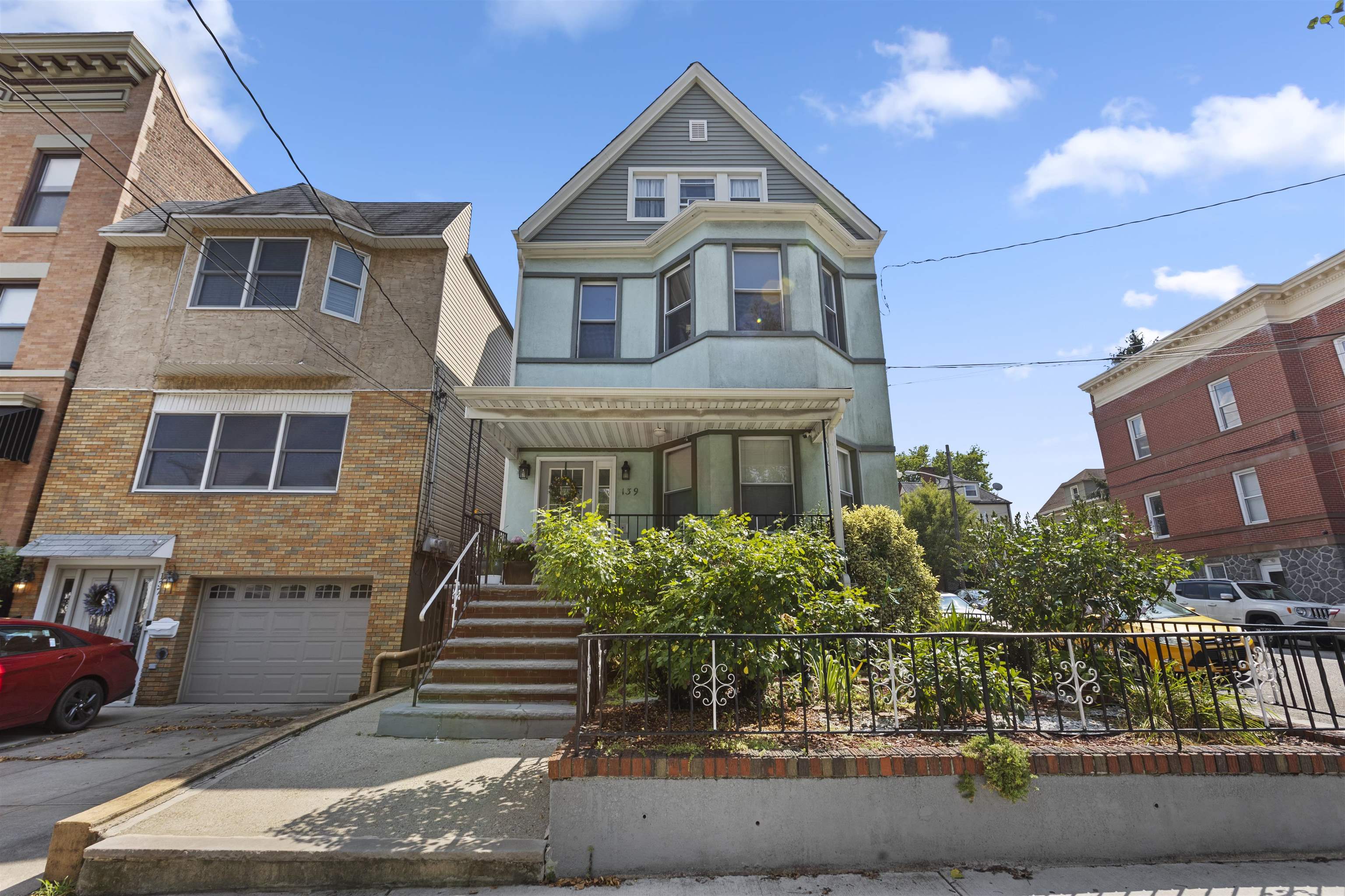 139 SHIPPEN ST Unit: 3