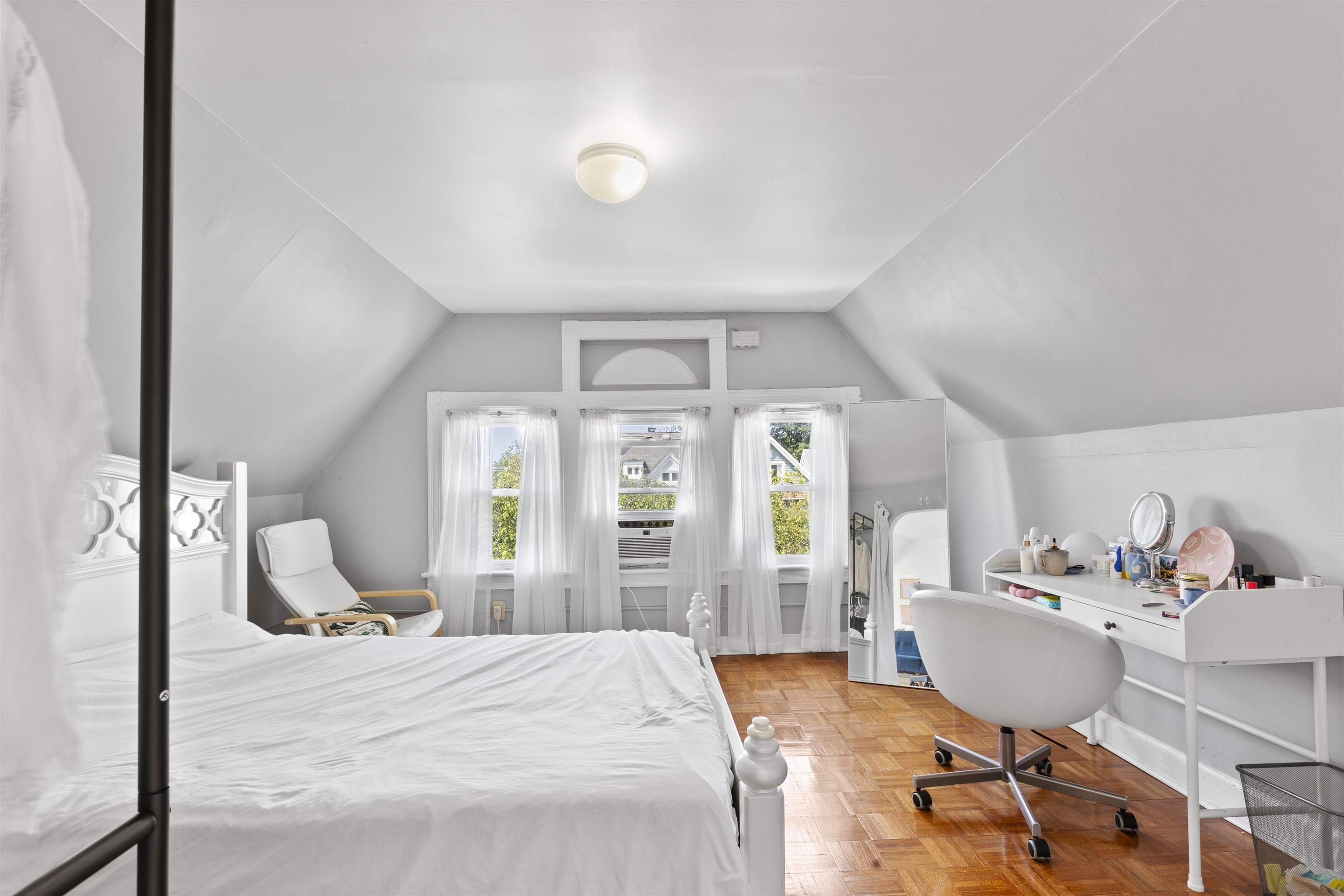 139 SHIPPEN ST Unit: 3