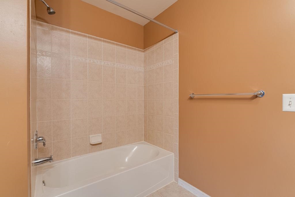 6 CARPENTER CT
