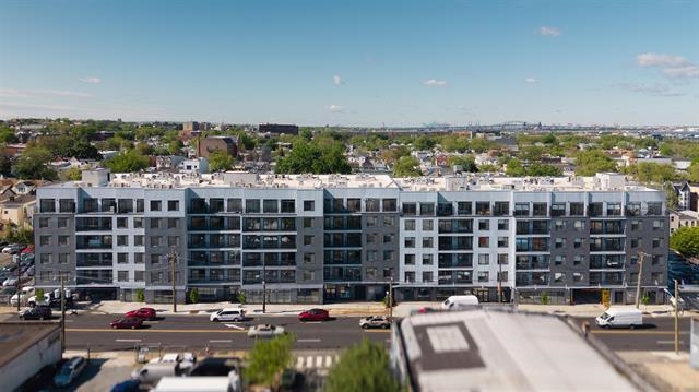 873 COMMUNIPAW AVE Unit: 205