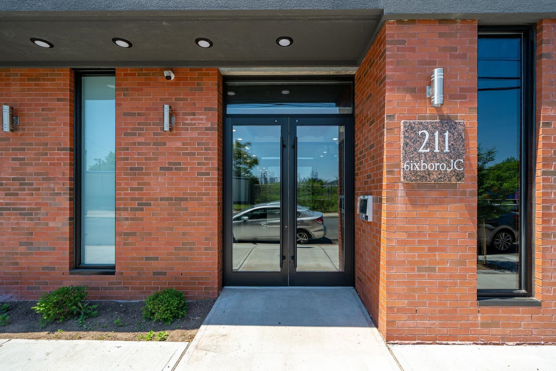 211 BALDWIN AVE Unit: 603