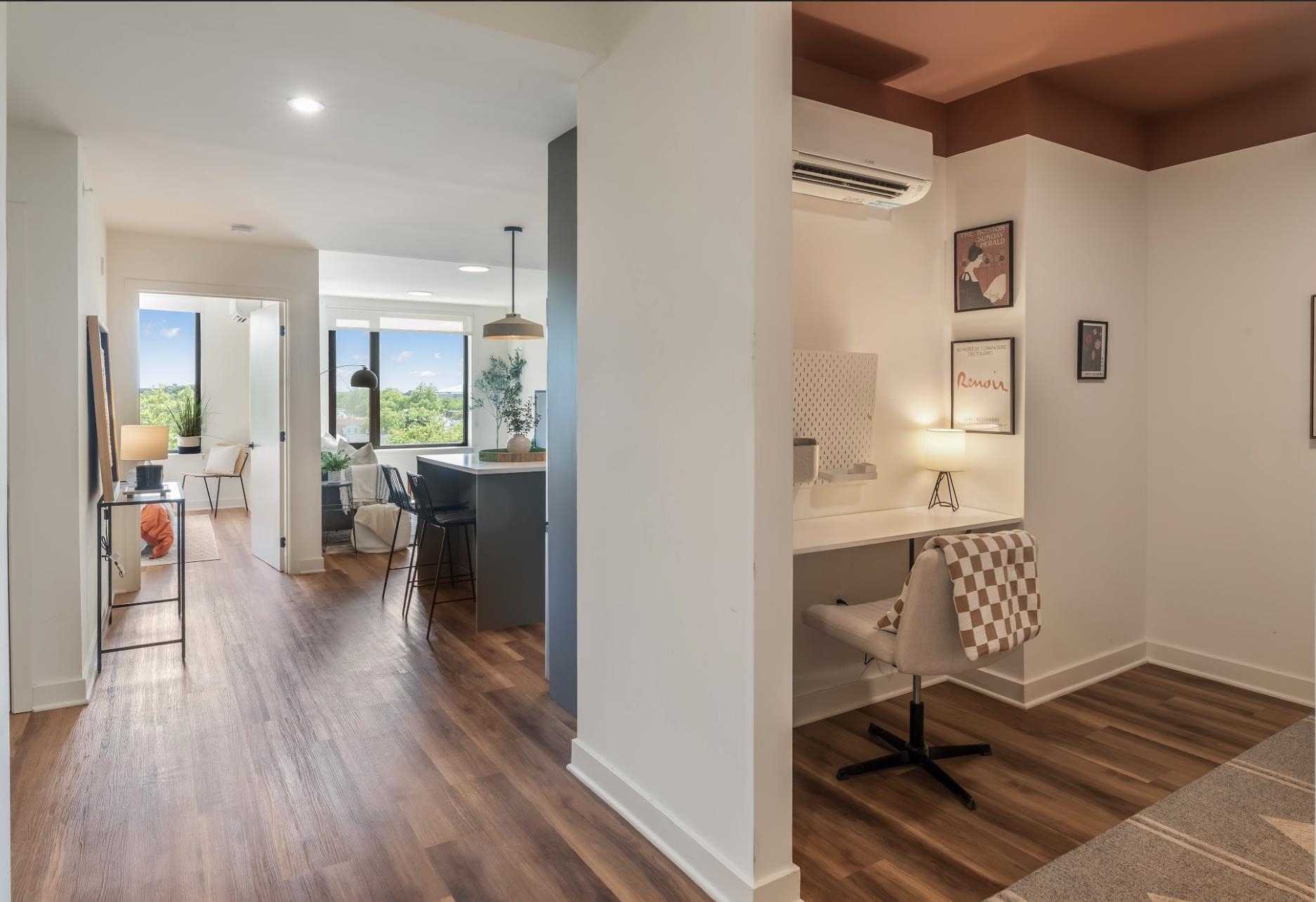 873 COMMUNIPAW AVE Unit: 207