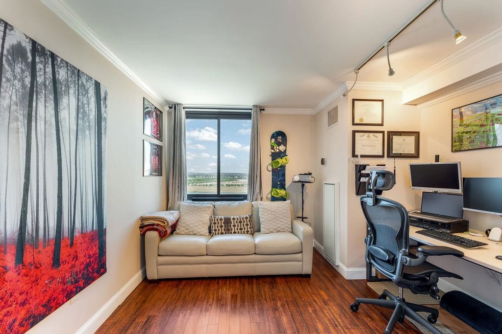 2110 HARMON COVE TOWER