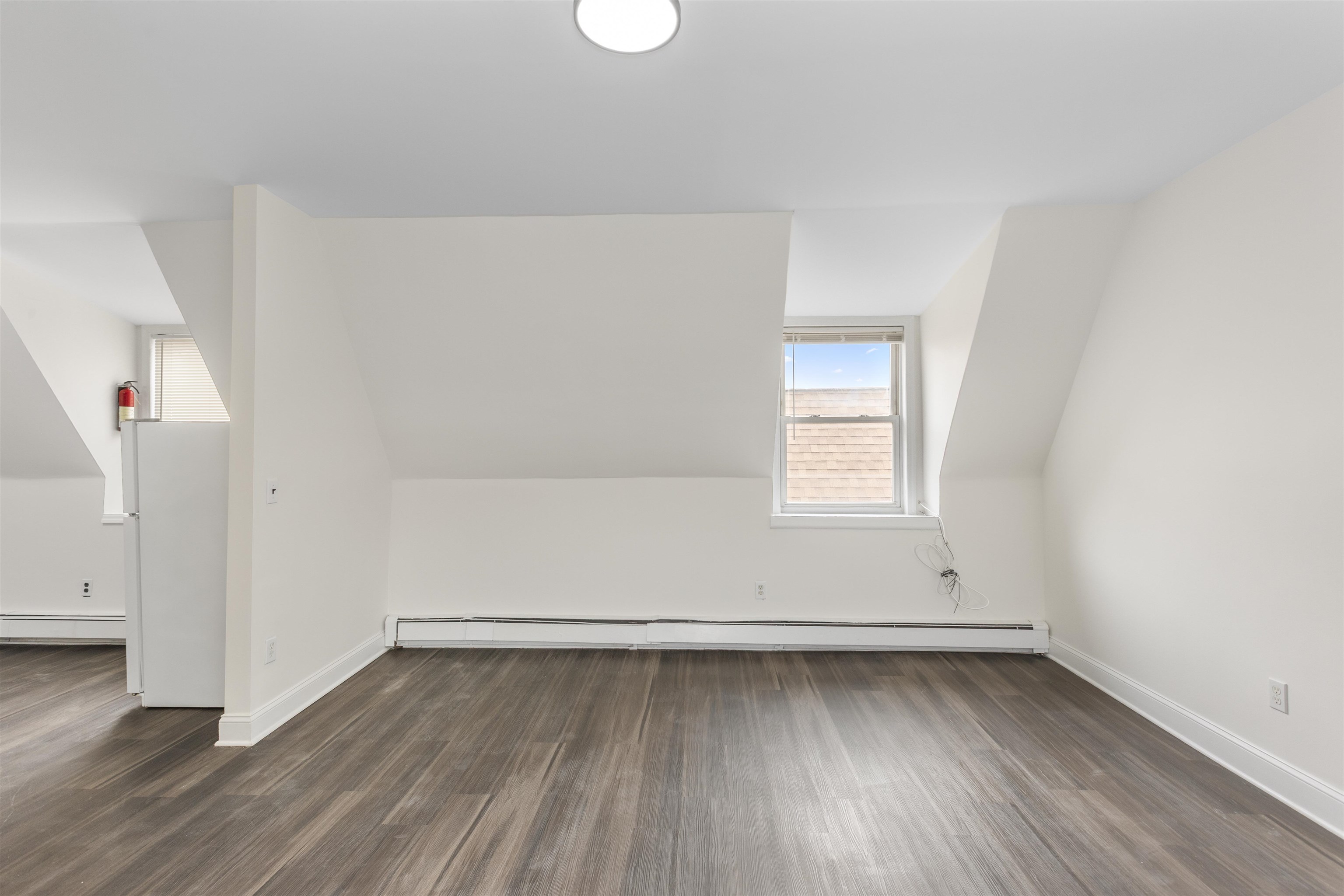 676 CHESTNUT ST Unit: 3