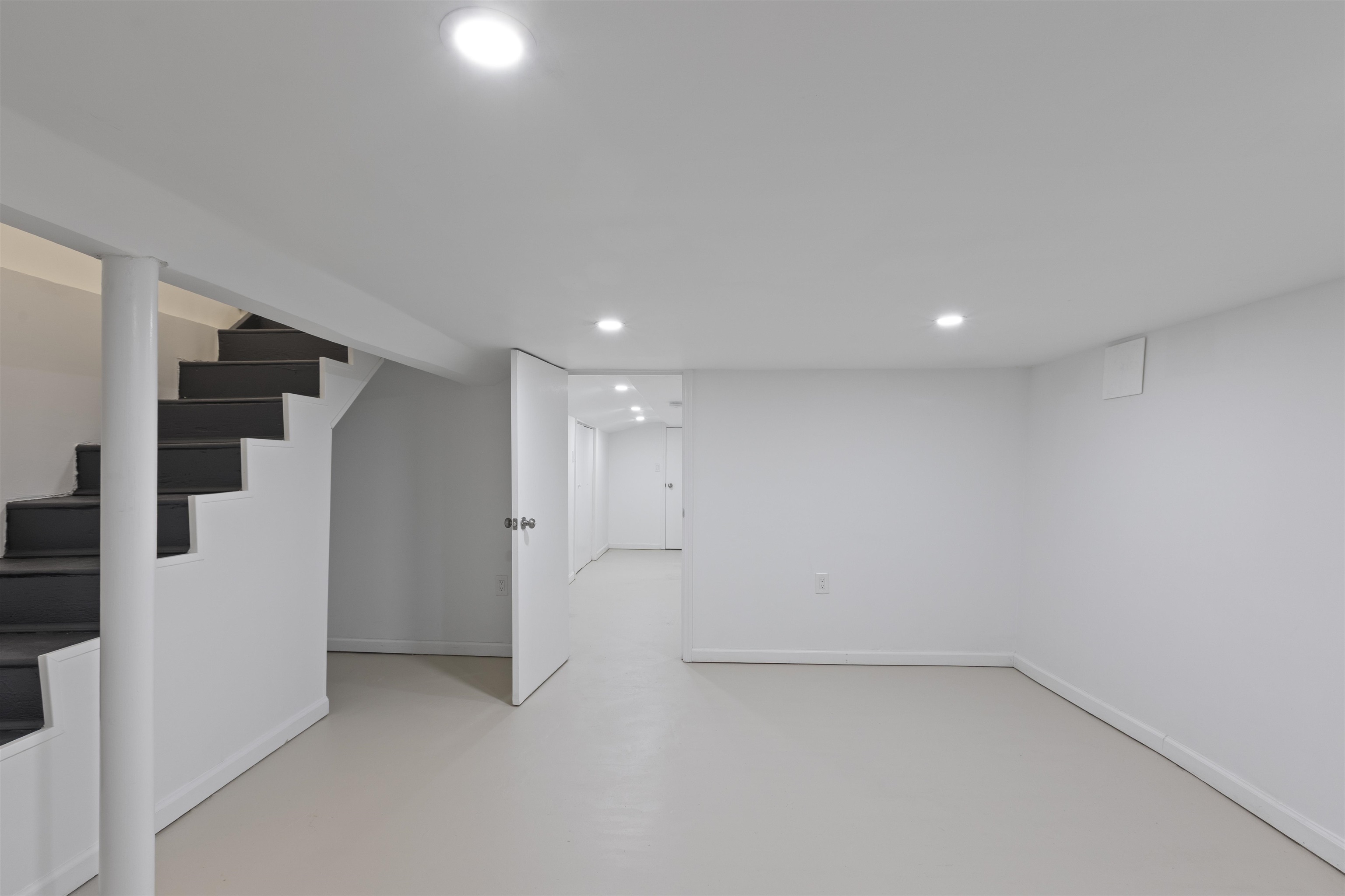 676 CHESTNUT ST Unit: 1