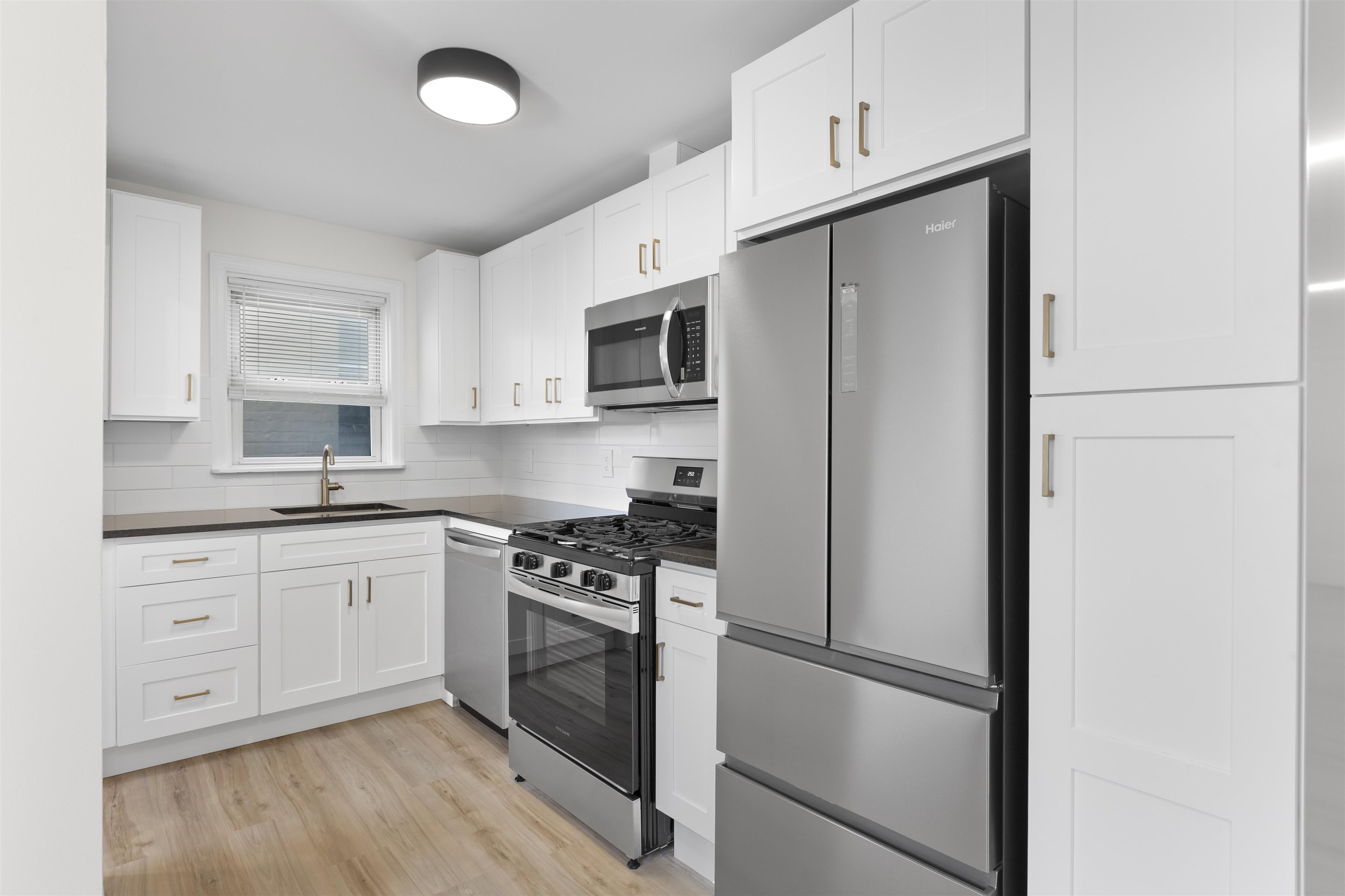 676 CHESTNUT ST Unit: 1