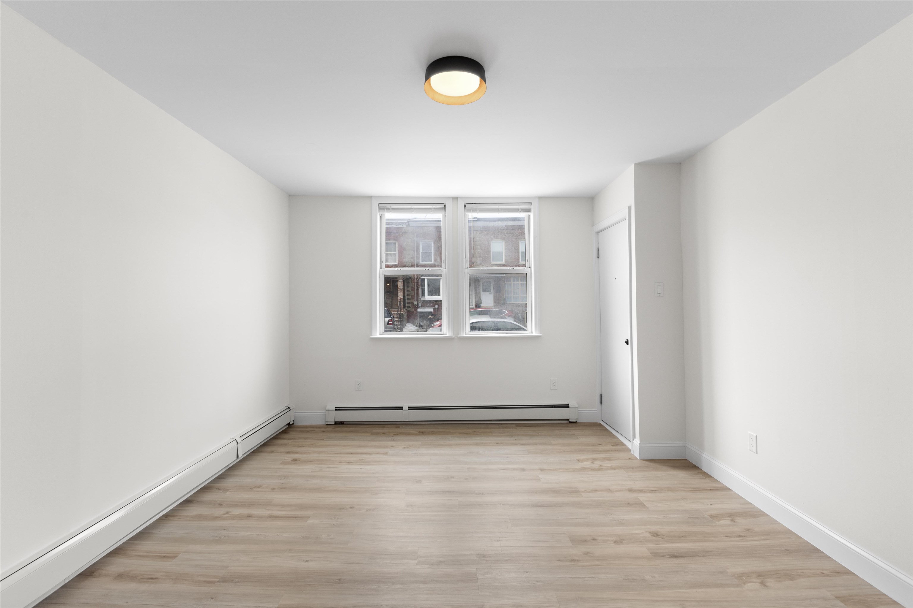 676 CHESTNUT ST Unit: 1