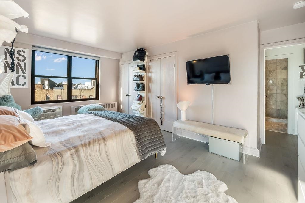 500 CENTRAL AVE Unit: 610