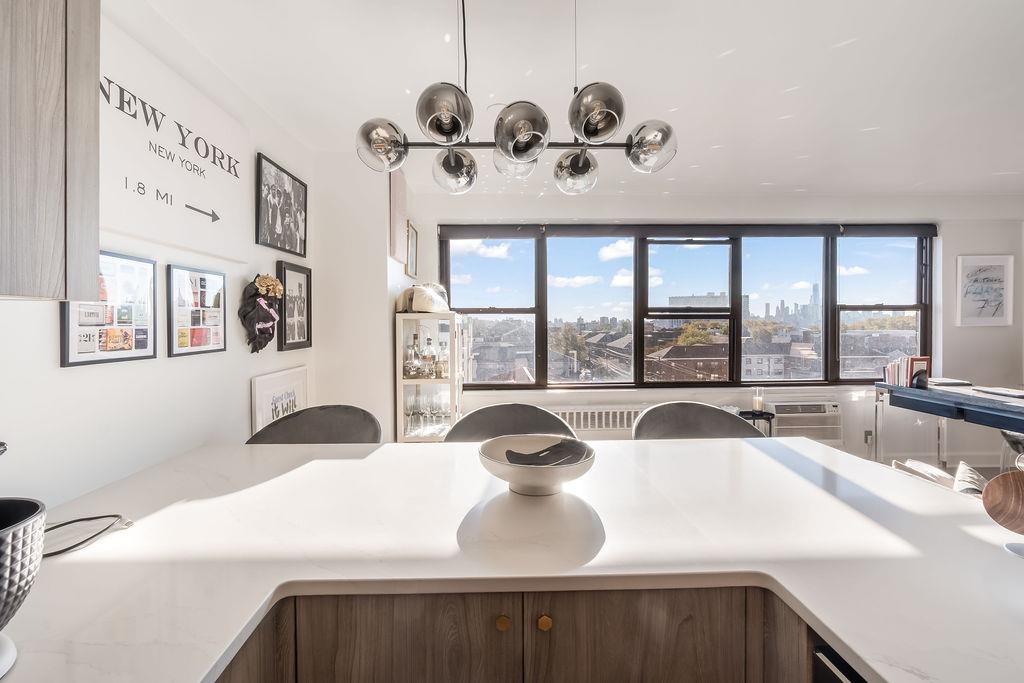 500 CENTRAL AVE Unit: 610