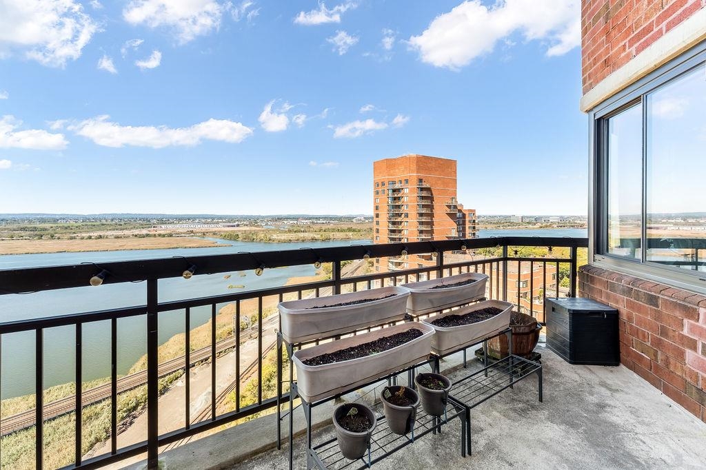 2110 HARMON COVE TOWER Unit: Penthouse