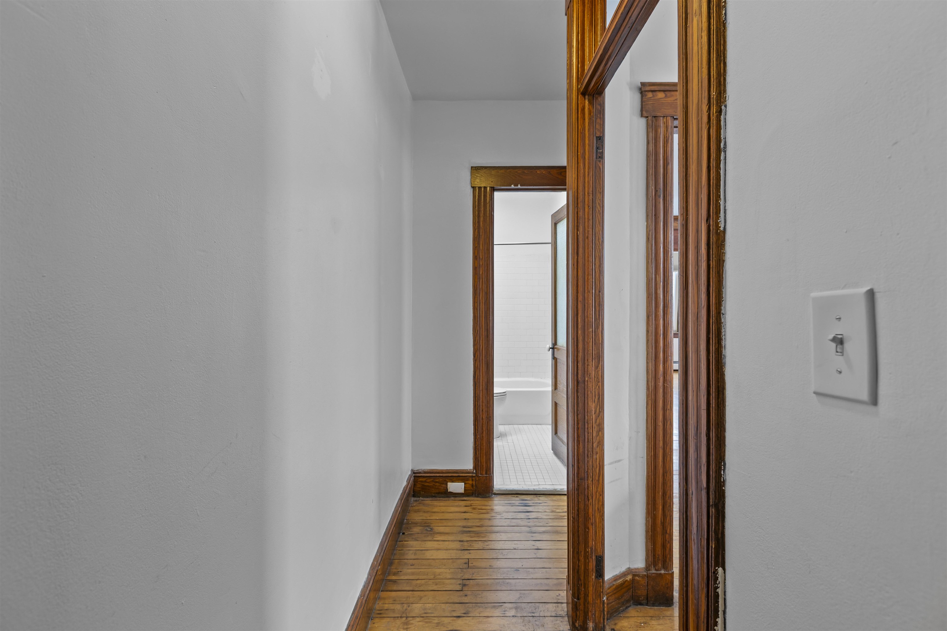 201 19TH ST Unit: 2R