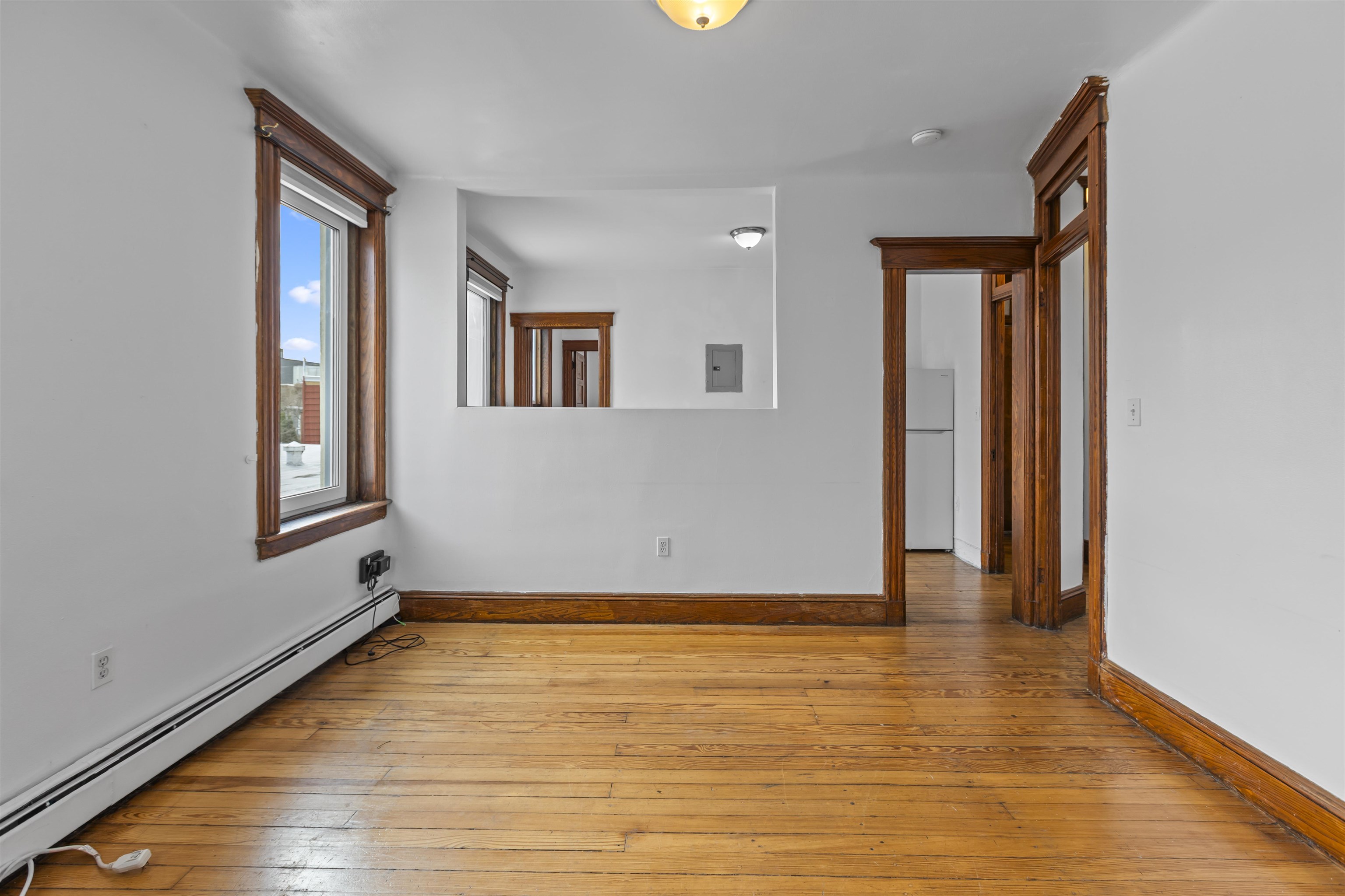 201 19TH ST Unit: 2R
