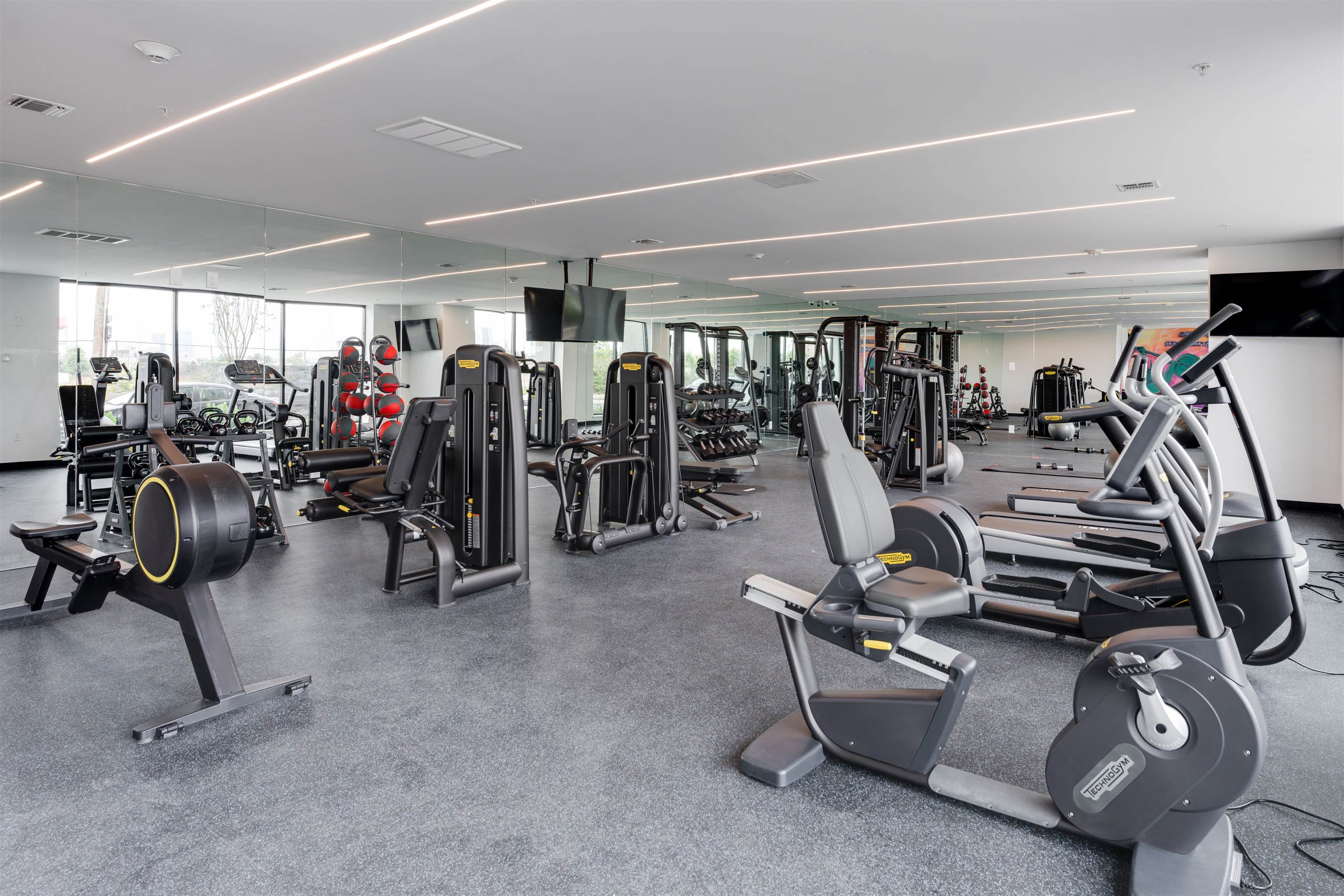 829 GARFIELD AVE Unit: 519