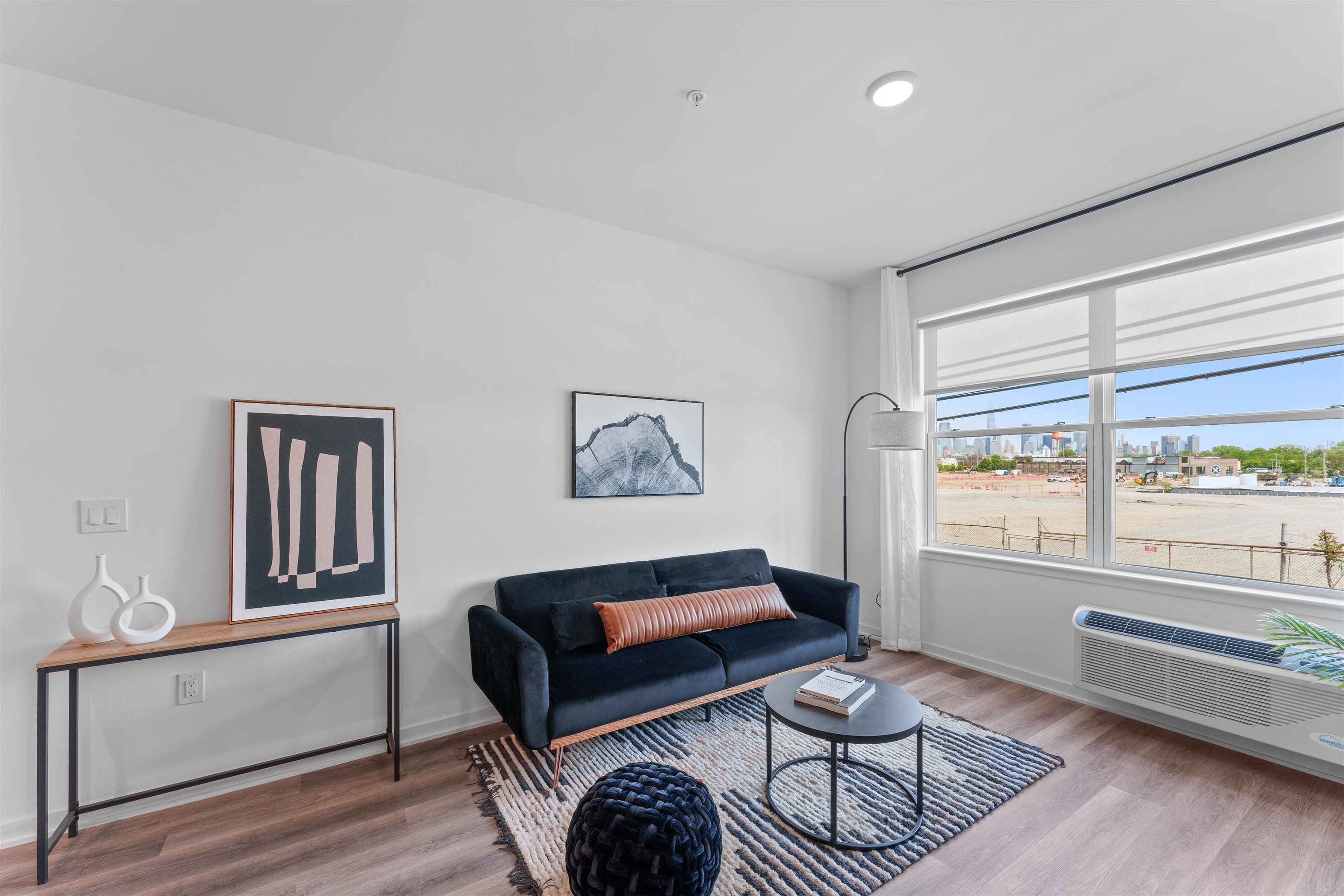 829 GARFIELD AVE Unit: 519