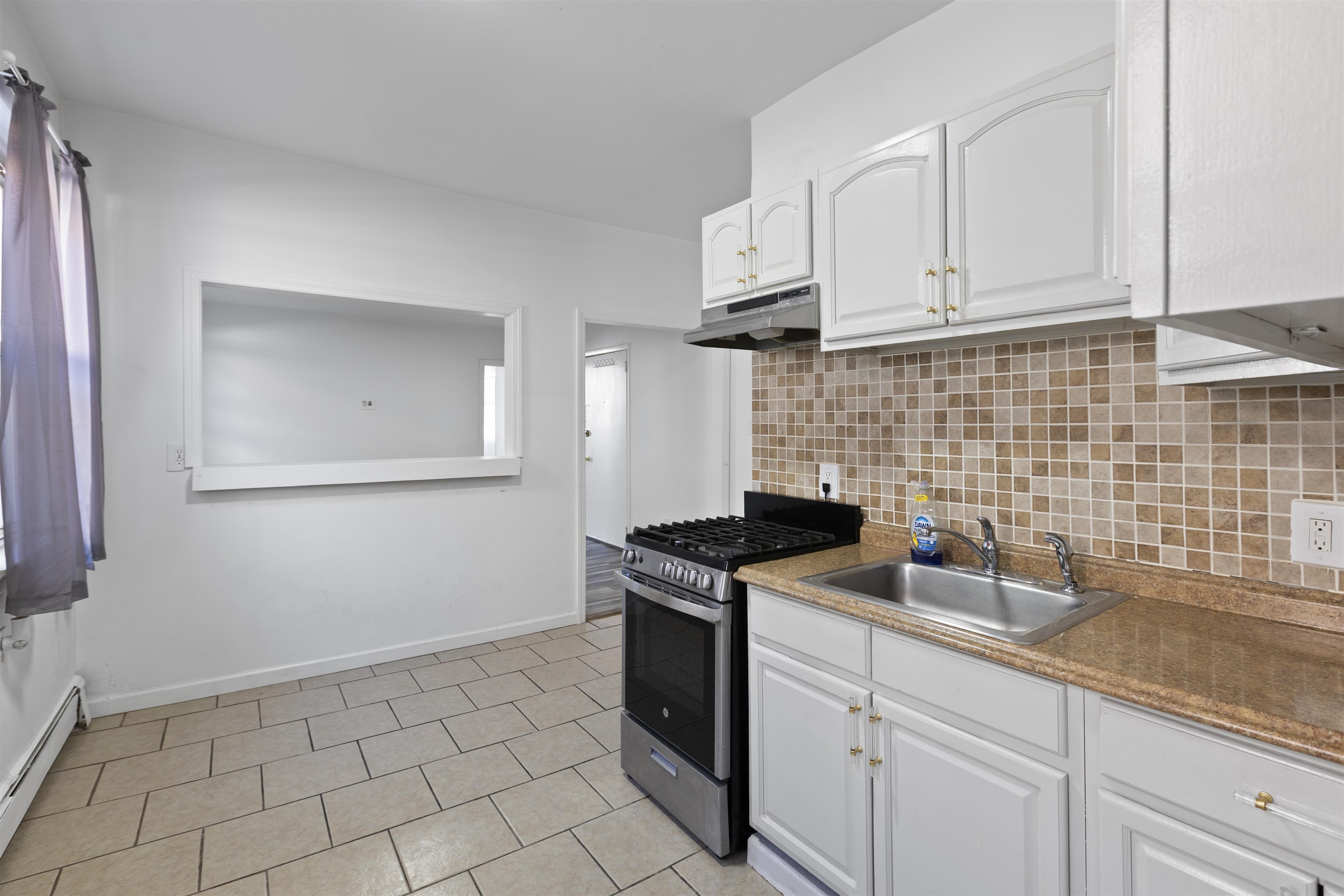 676 CHESTNUT ST Unit: 2