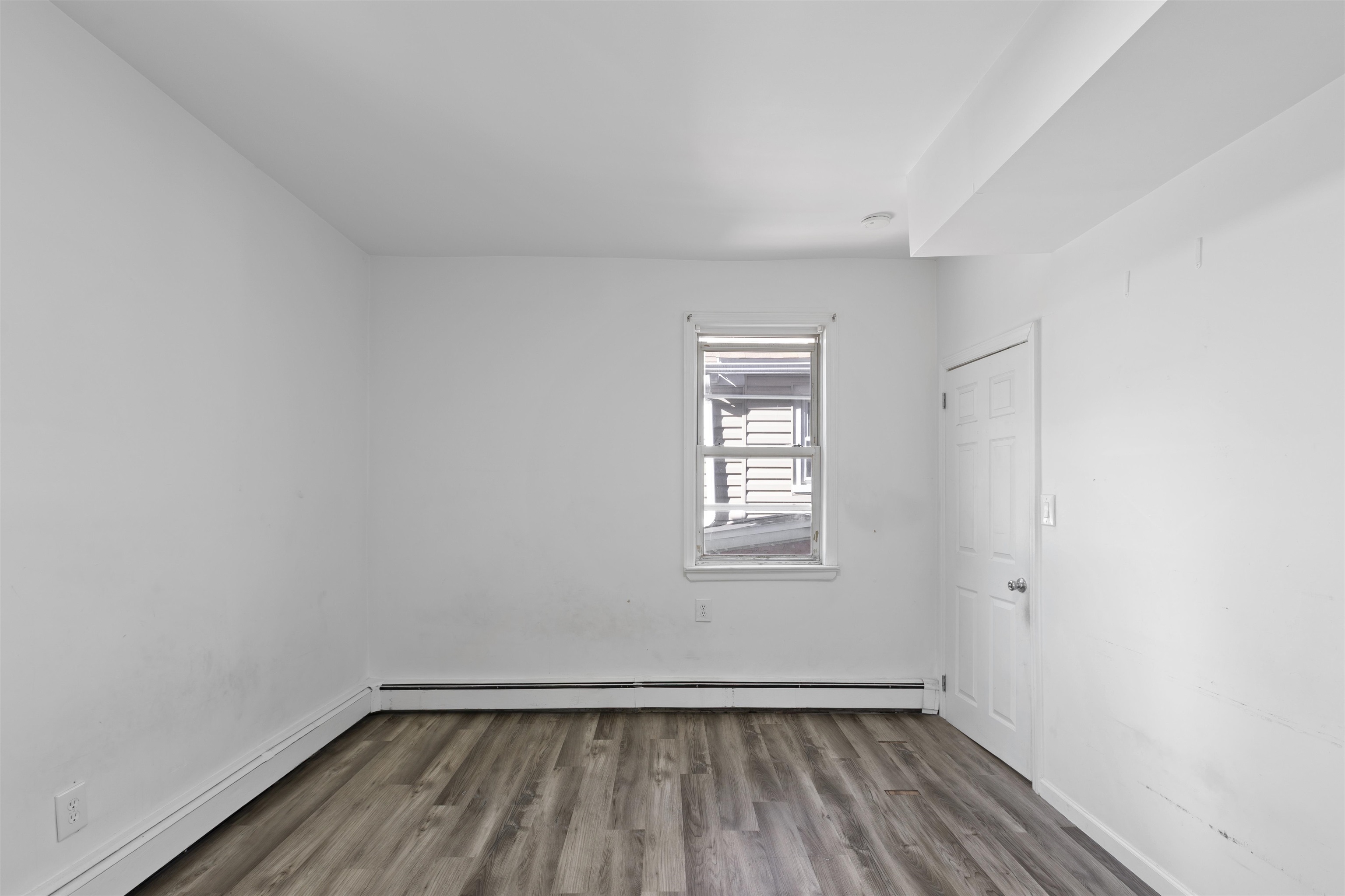 676 CHESTNUT ST Unit: 2