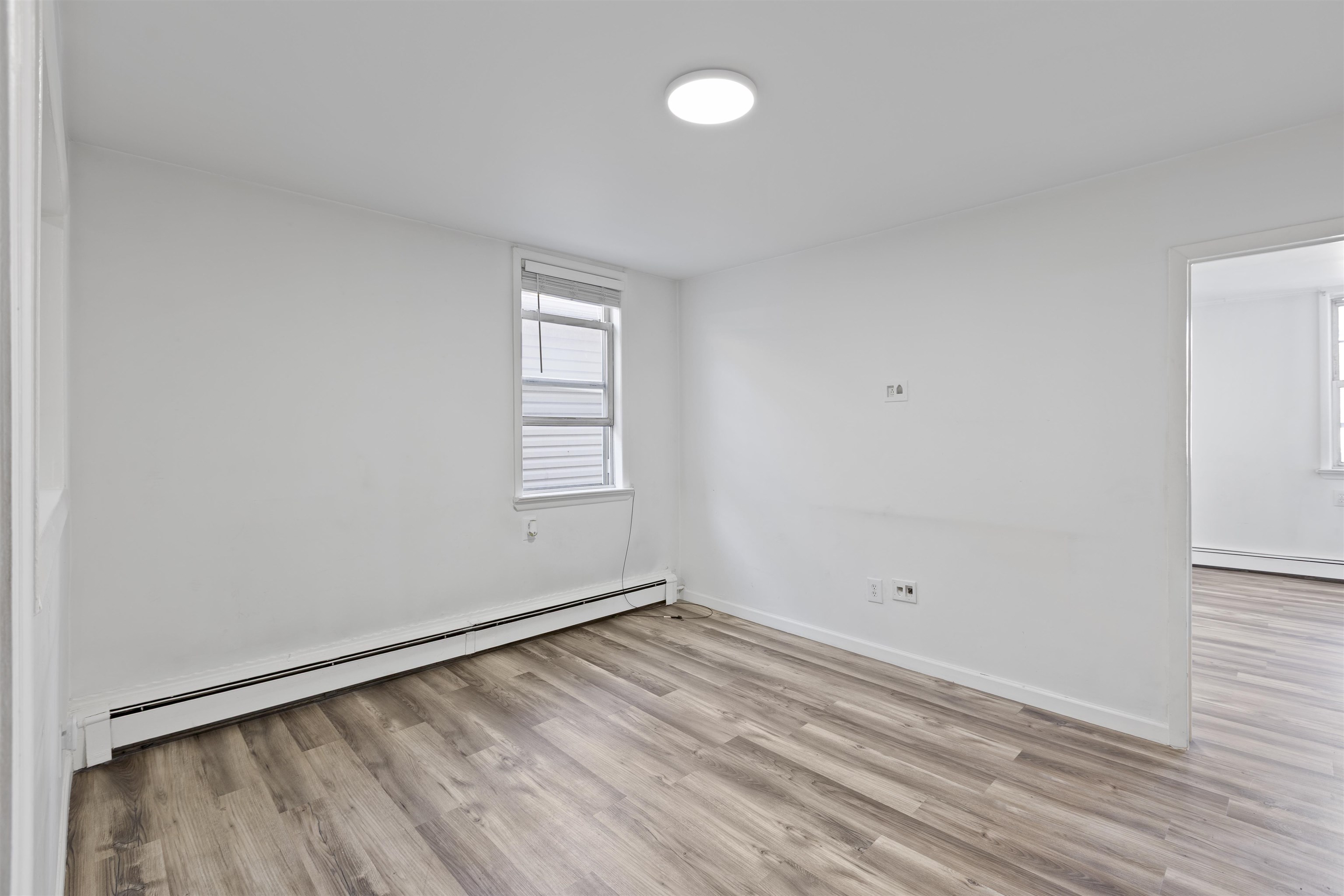 676 CHESTNUT ST Unit: 2