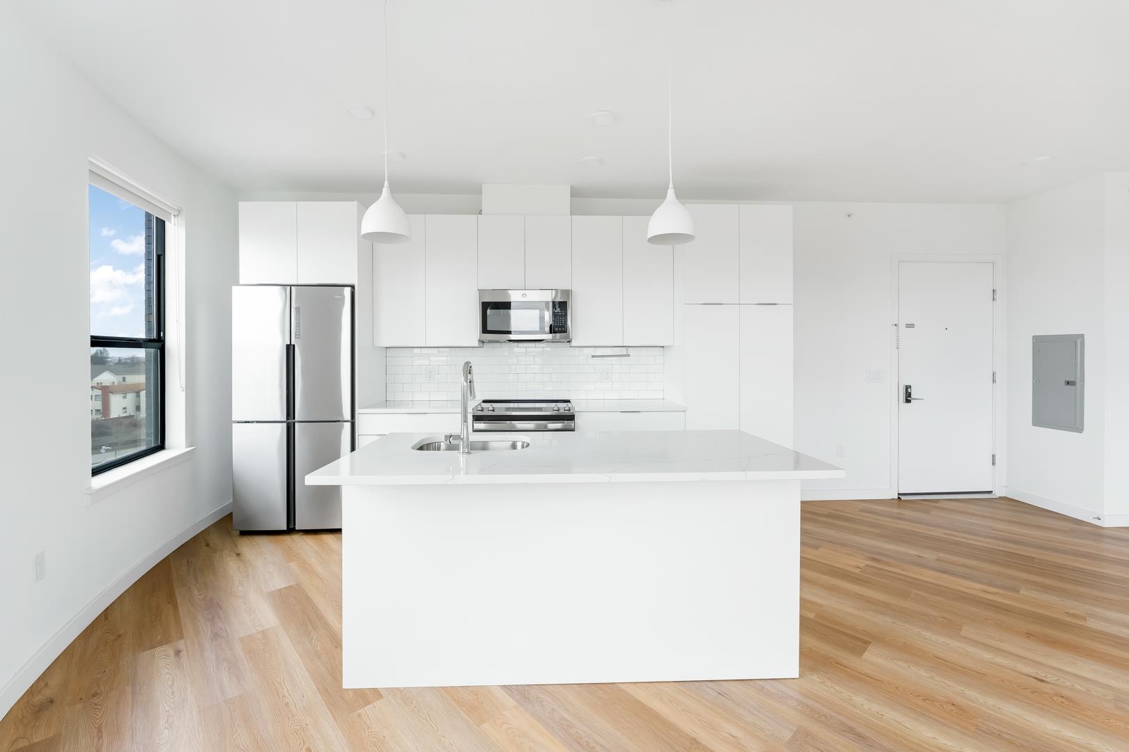 175 WEST 7TH ST Unit: 514