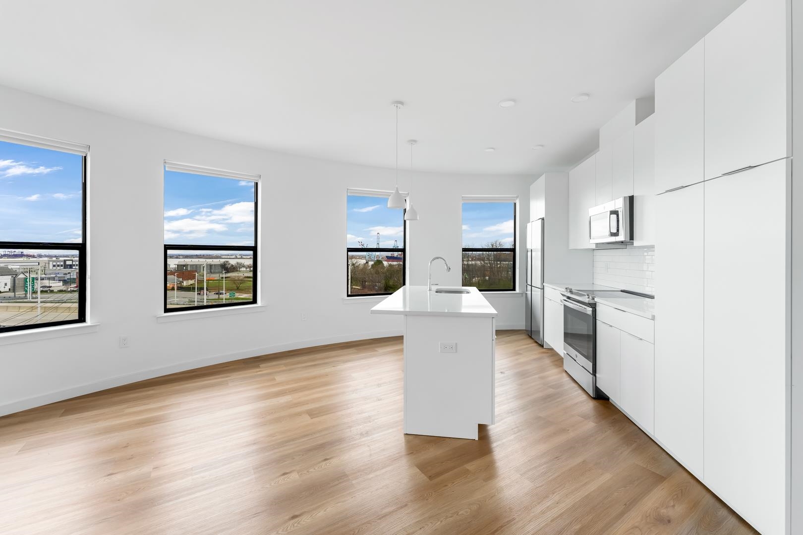 175 WEST 7TH ST Unit: 514