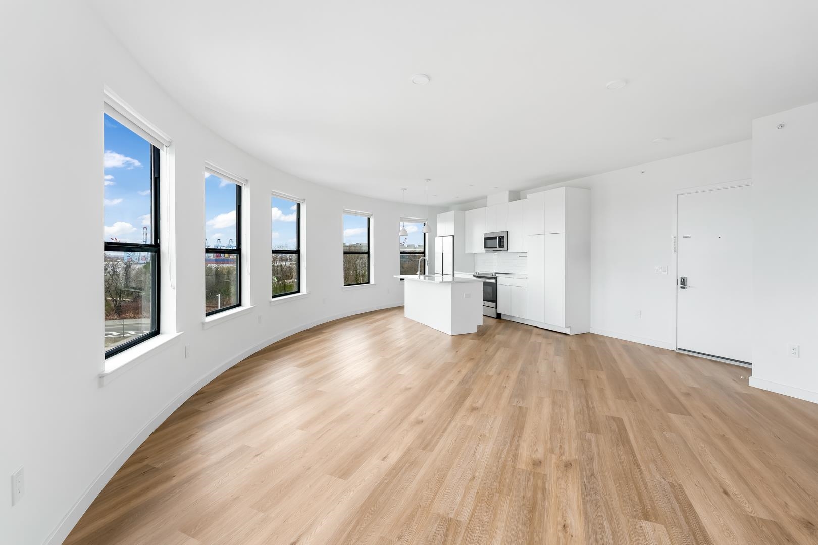 175 WEST 7TH ST Unit: 514