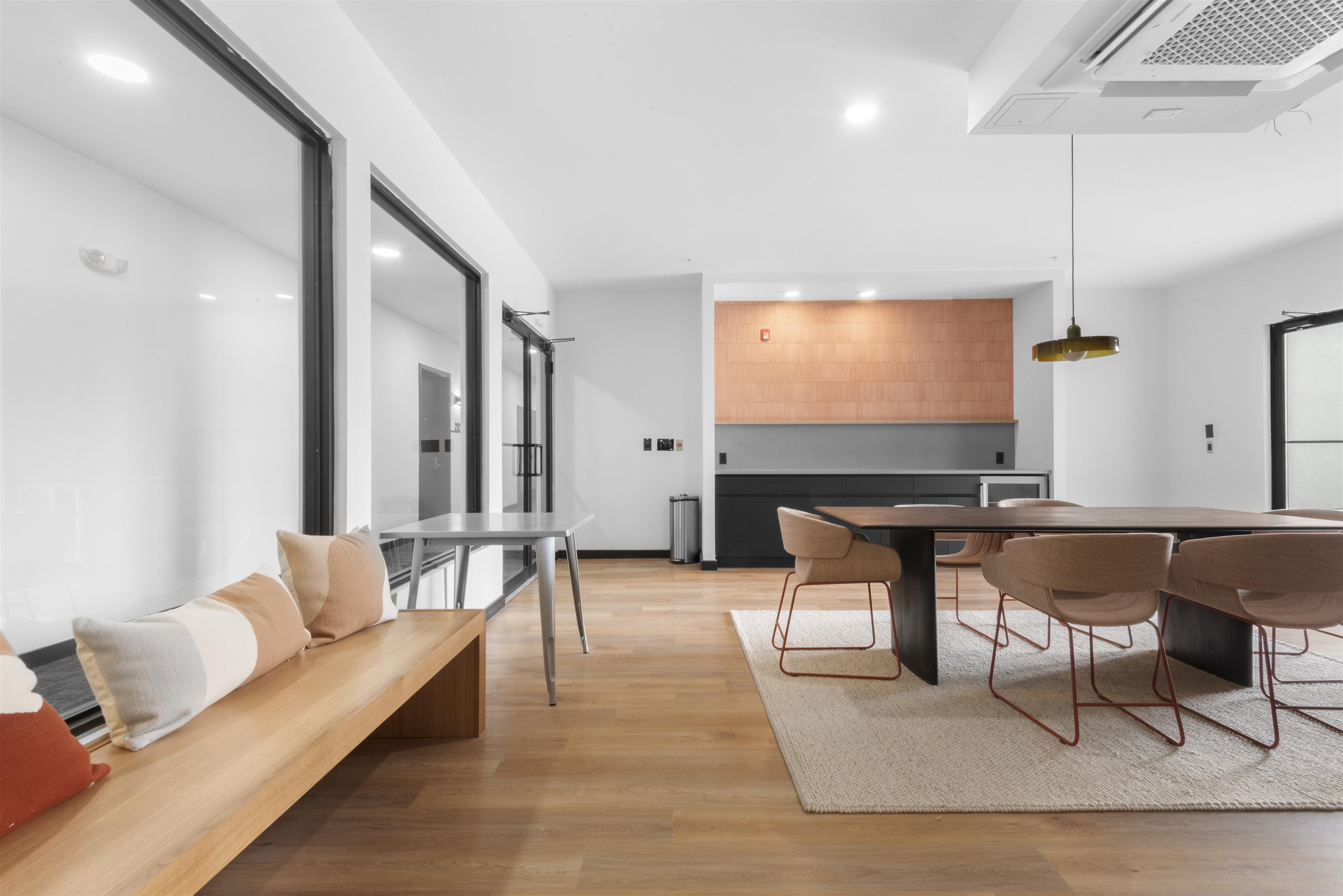 175 WEST 7TH ST Unit: 410