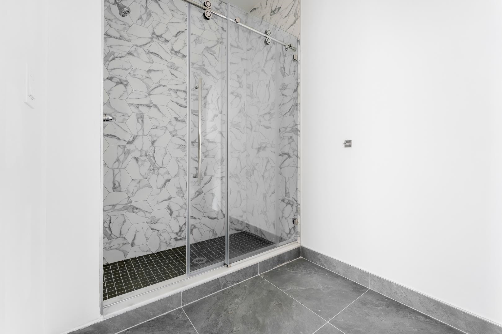 175 WEST 7TH ST Unit: 410