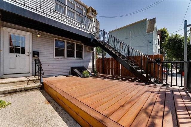 54 CHESTNUT ST