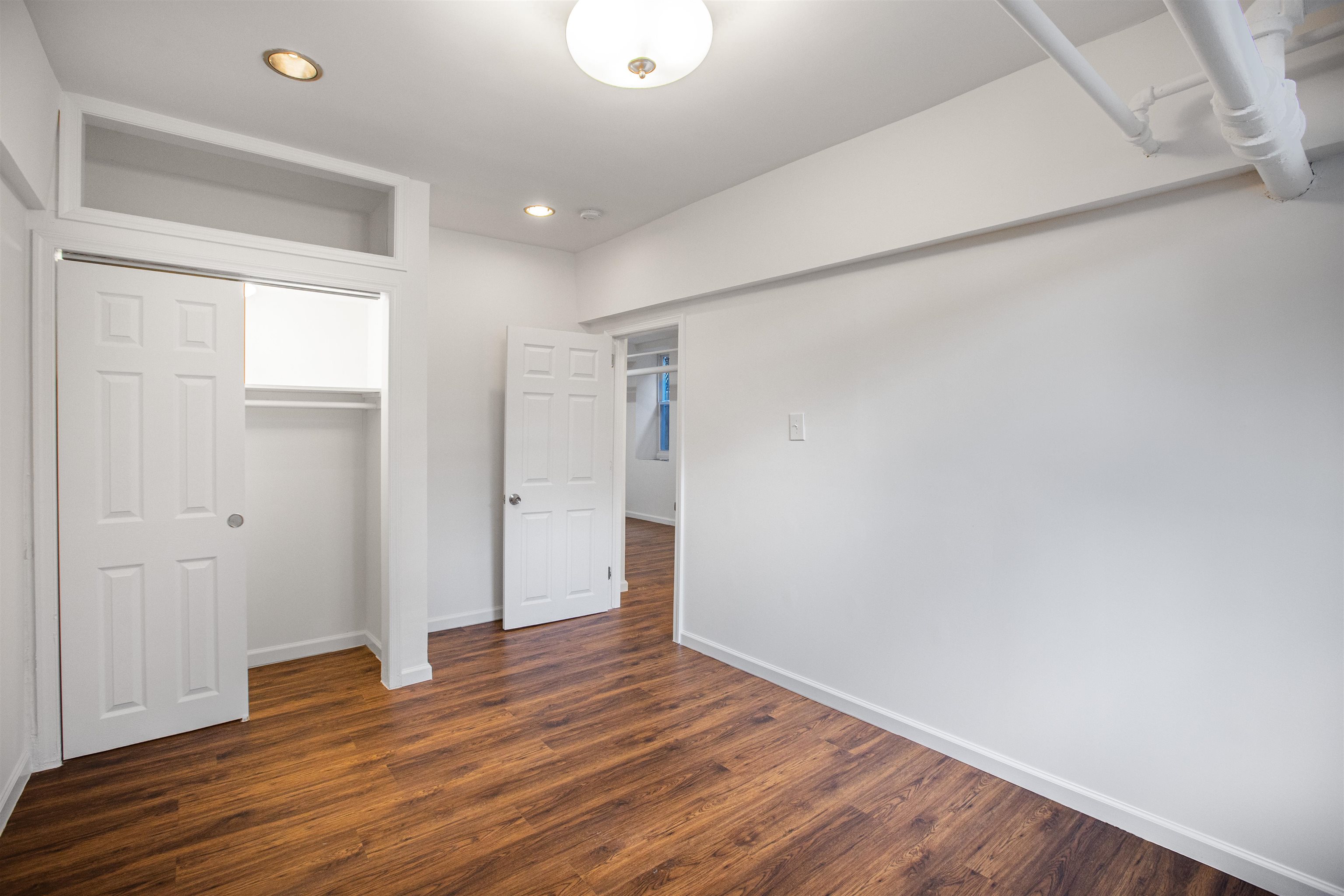 7812 HUDSON AVE Unit: 1B