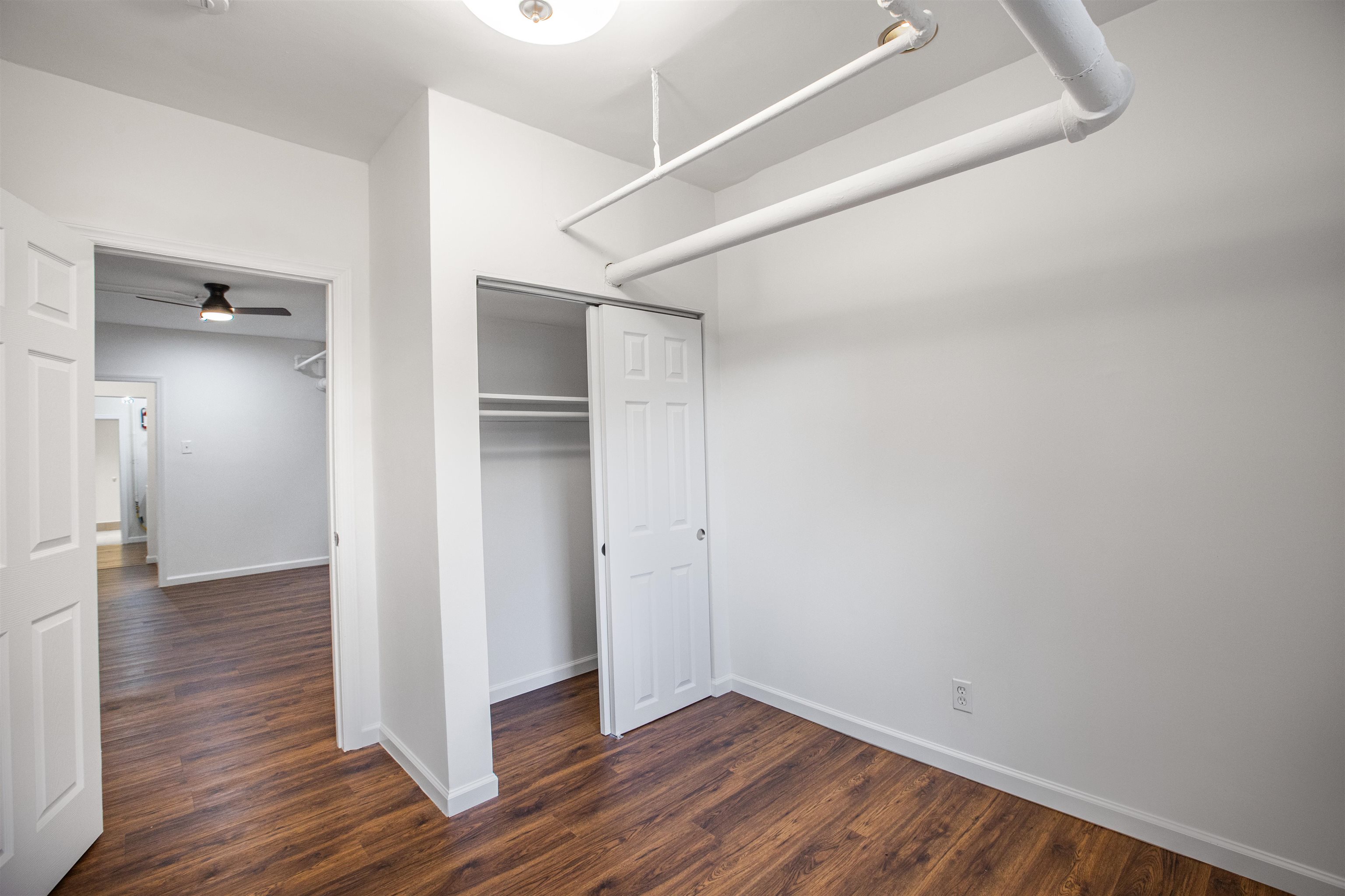 7812 HUDSON AVE Unit: 1B