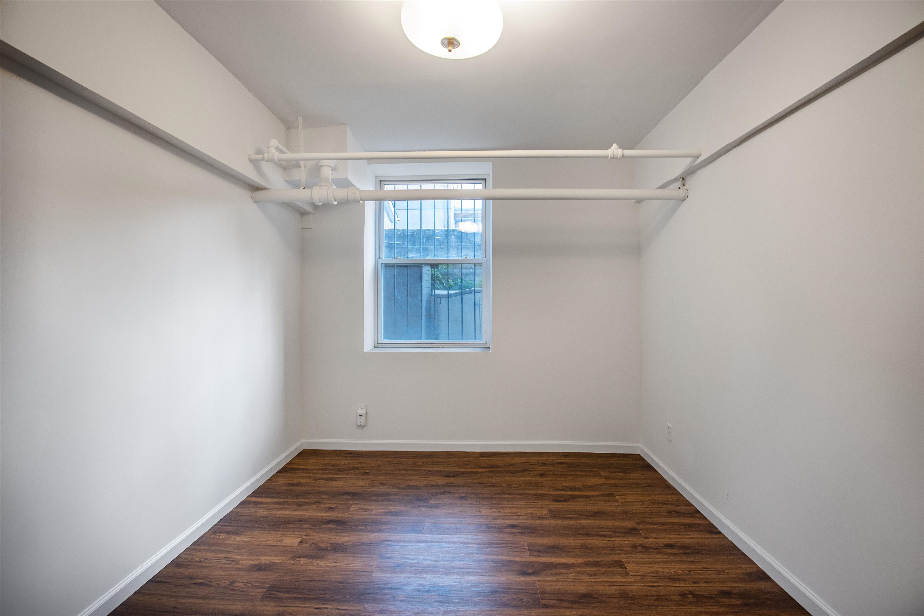 7812 HUDSON AVE Unit: 1B