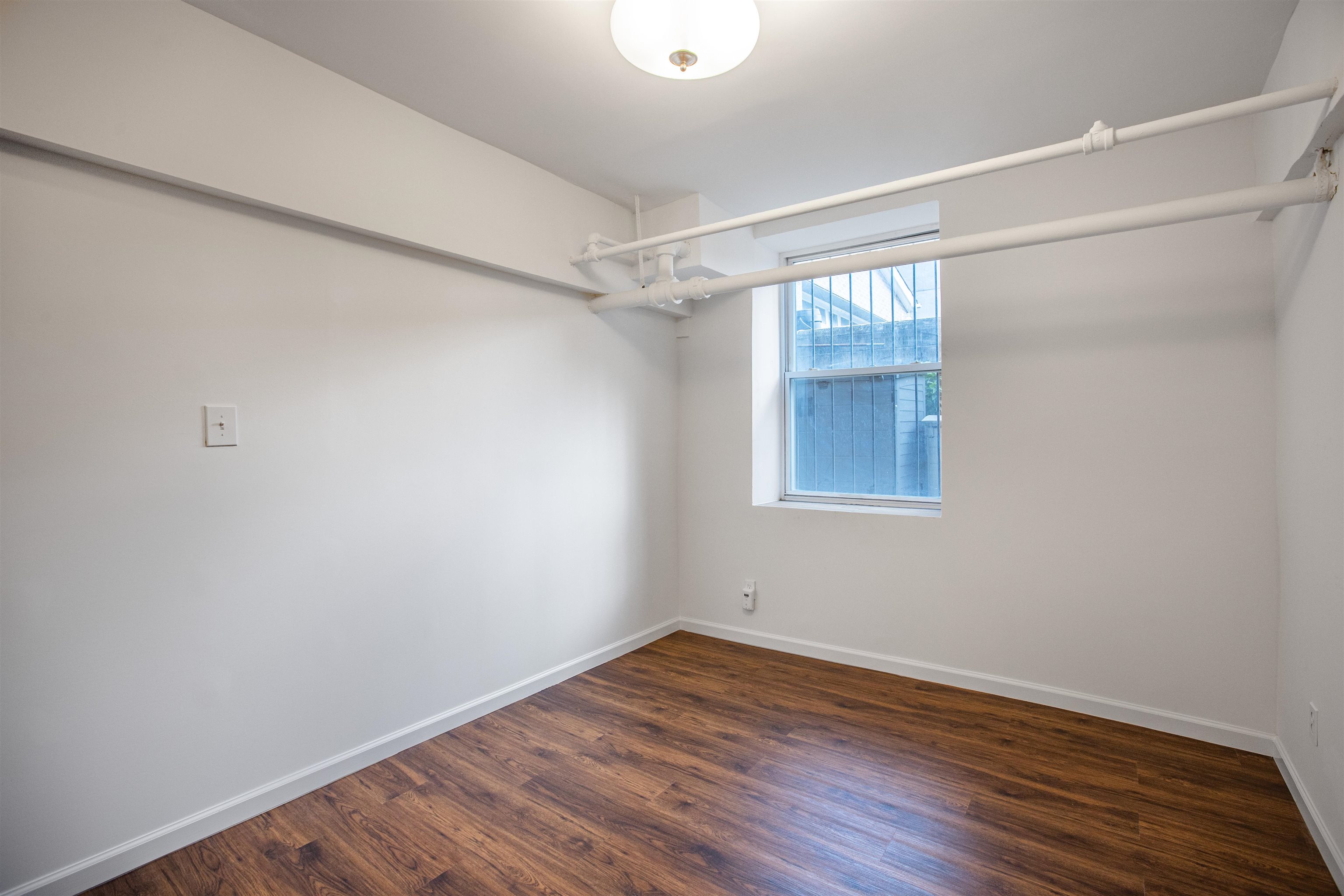 7812 HUDSON AVE Unit: 1B