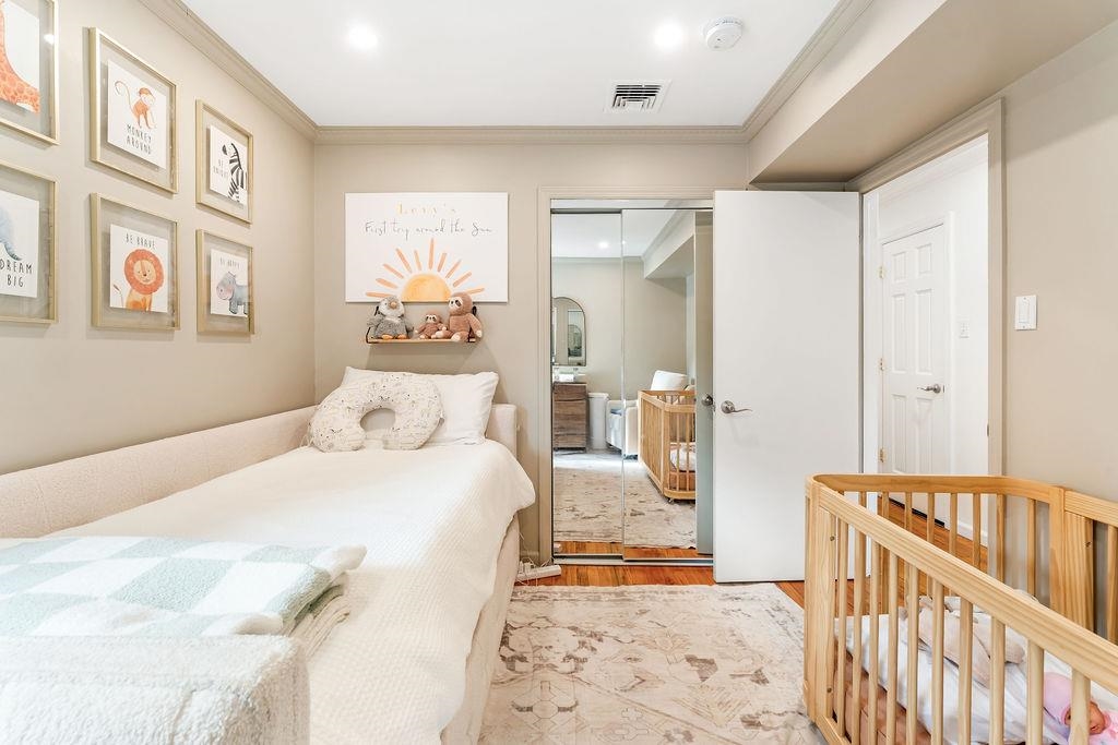 640 38TH ST Unit: 1