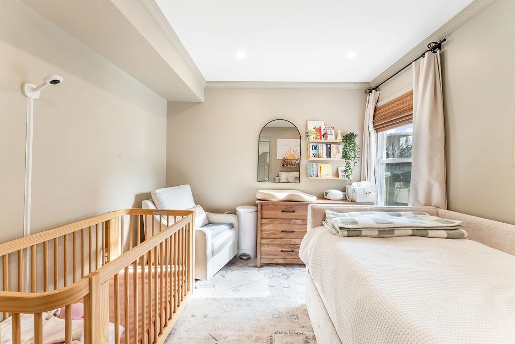 640 38TH ST Unit: 1