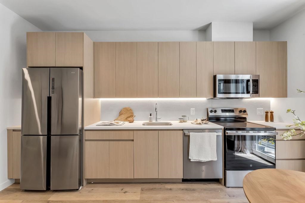 301 WEST SIDE AVE Unit: 315