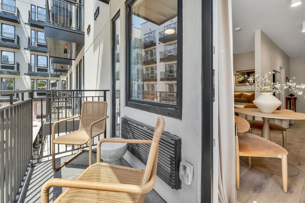 301 WEST SIDE AVE Unit: 328