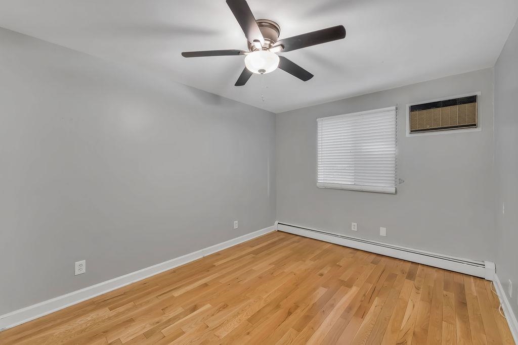 226 49TH ST Unit: 2