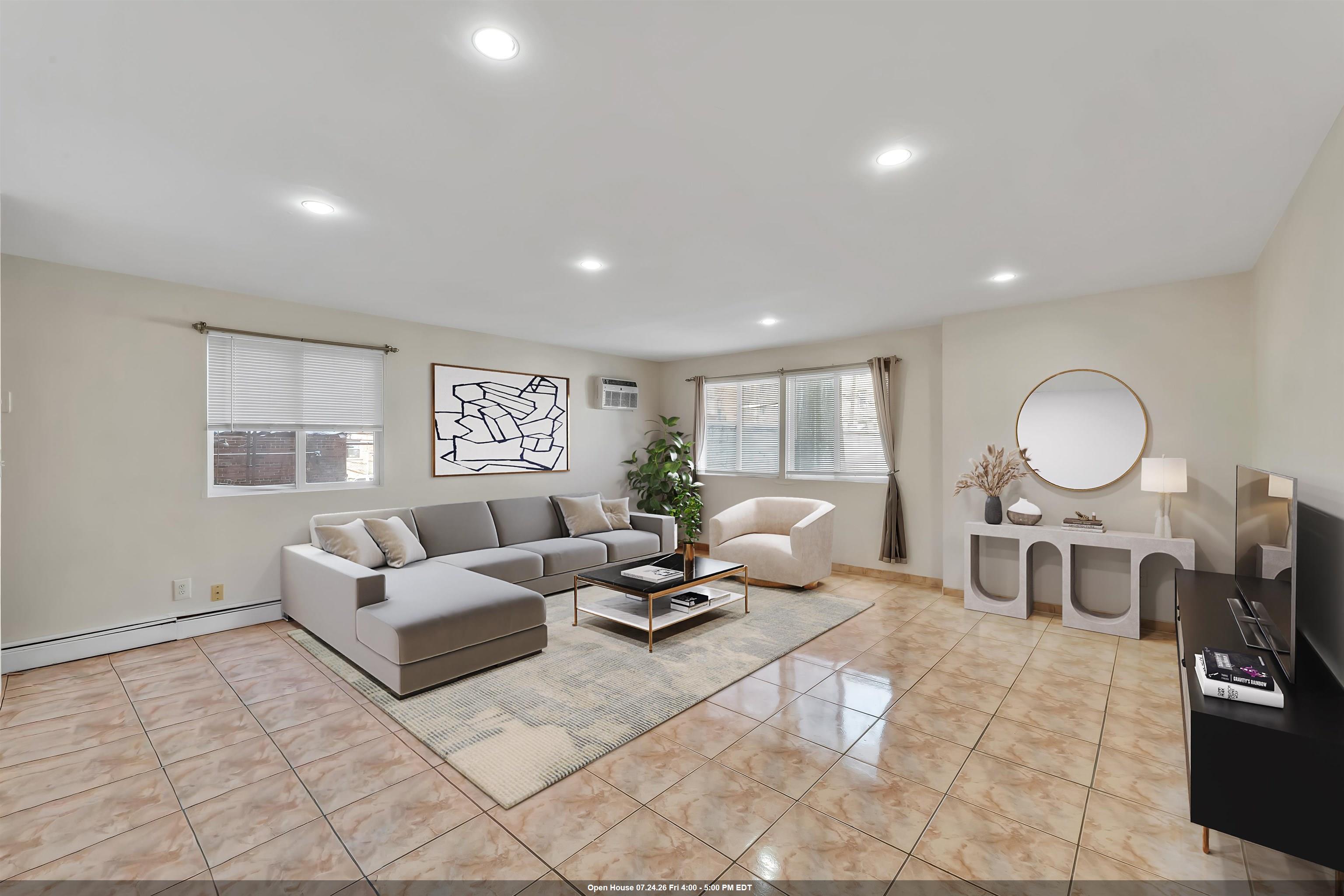 226 49TH ST Unit: 2