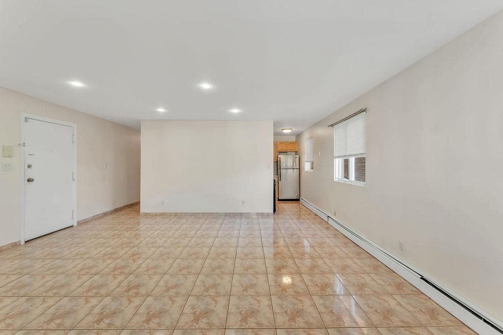 226 49TH ST Unit: 2